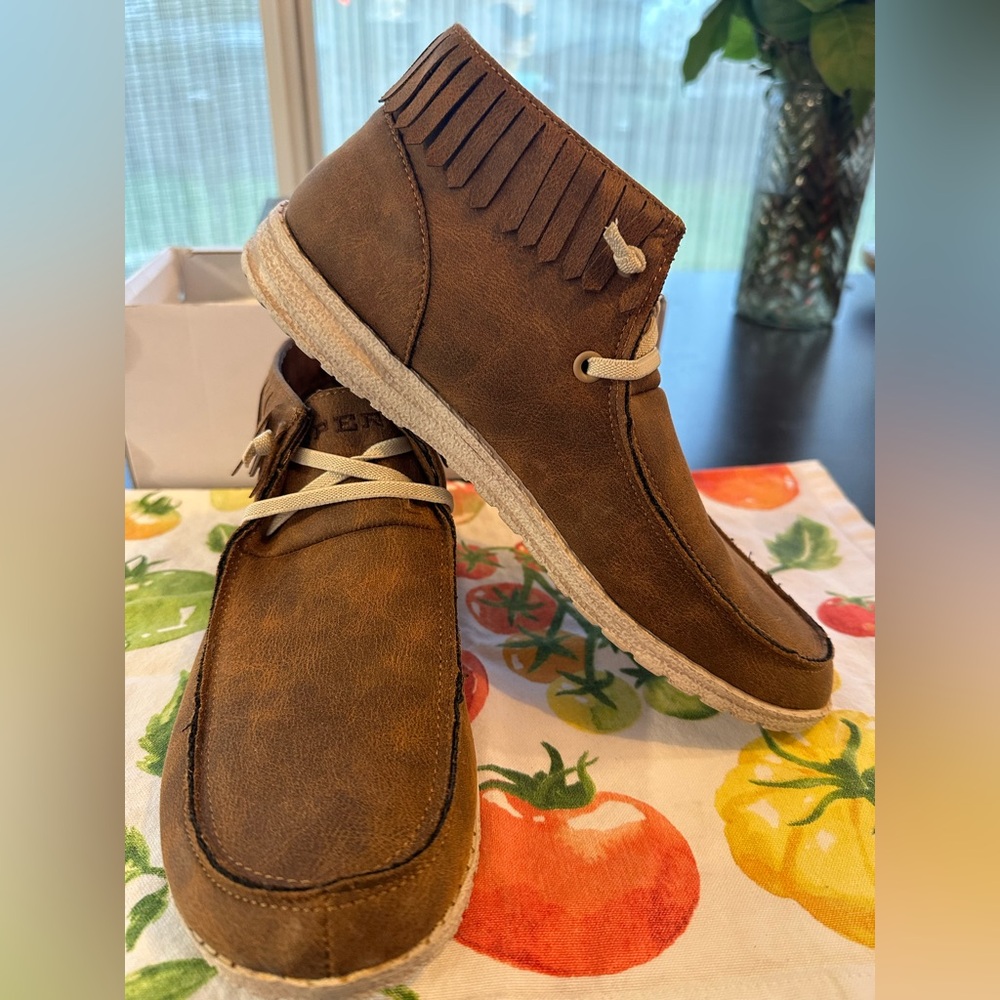Roper Brown Chukka Boots with Fringe
